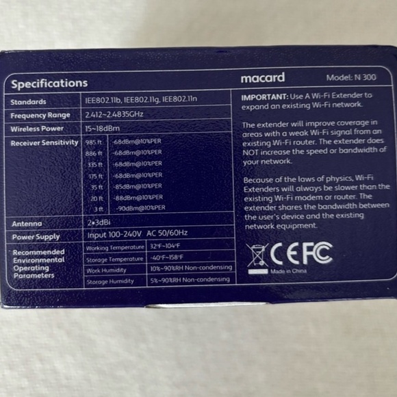 Dual Antenna Wi-Fi Range Extender - White - Picture 5 of 8